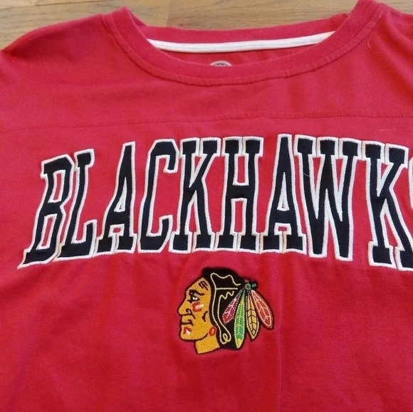 CHICAGO BLACKHAWKS Shirt Men's Long Sleeve Embroidered Red Black Medium - Picture 3 of 7
